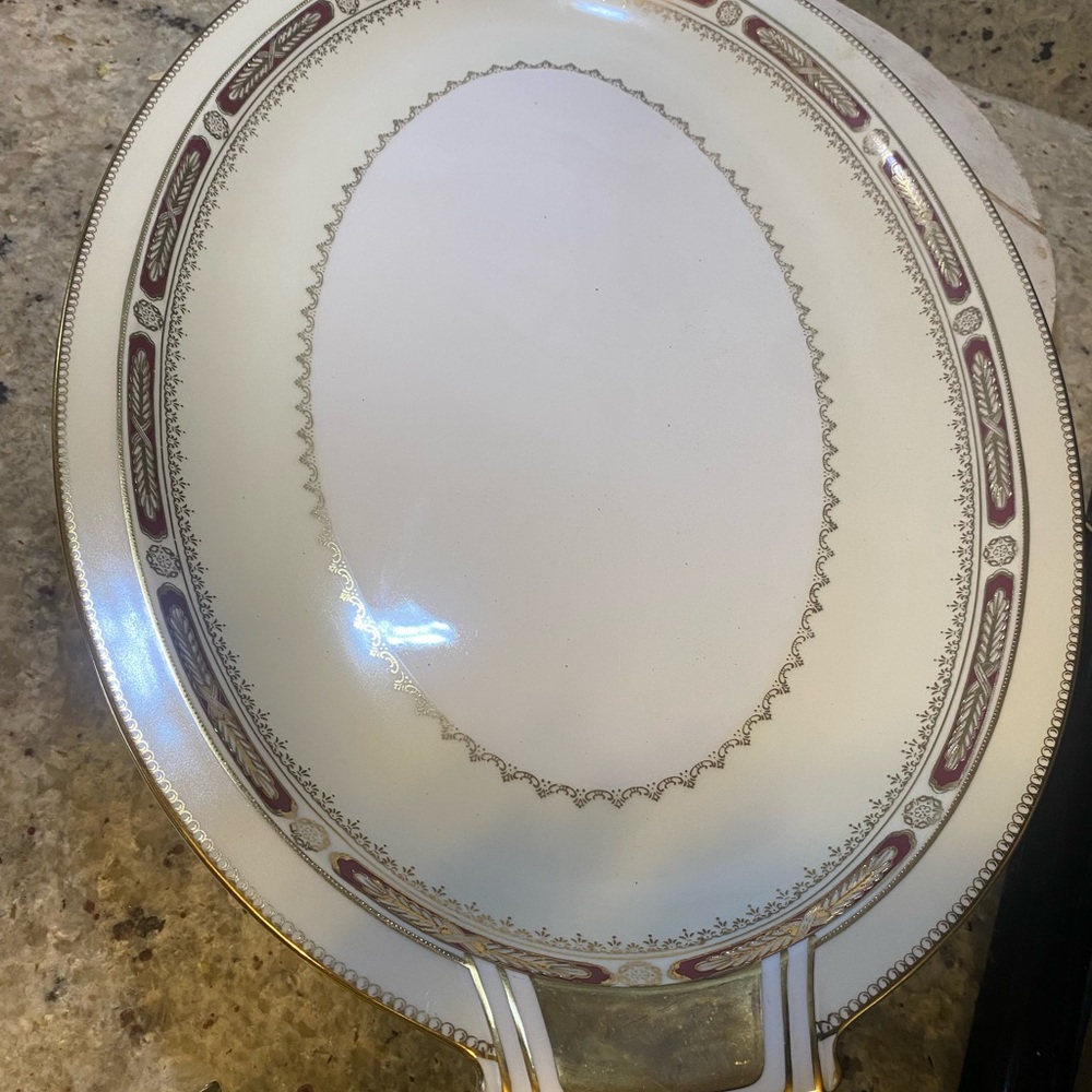Vintage ambassy “ Marion “ 17” platter‎